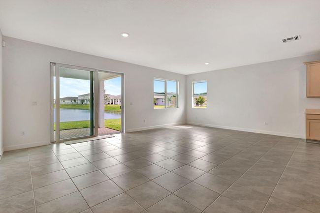 14183 Sw Harker St, House other with 4 bedrooms, 3 bathrooms and null parking in Port St Lucie FL | Image 20