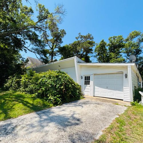 117 Juniper Rd, Pine Knoll Shores, NC, 28512-6723 | Card Image