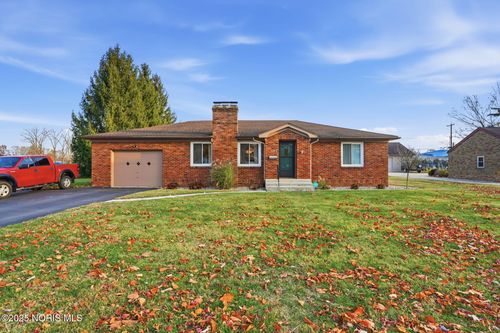 100 Ohio Ave, Tiffin, OH, 44883-1764 | Card Image