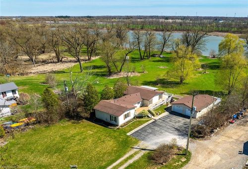 657 Haldimand Road 17, Dunnville, ON, N1A2W4 | Card Image
