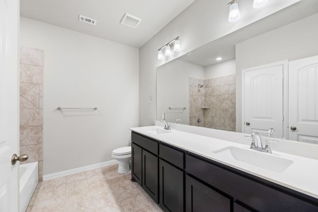 1241 Comal Ln, House other with 4 bedrooms, 2 bathrooms and null parking in Springtown TX | Image 24
