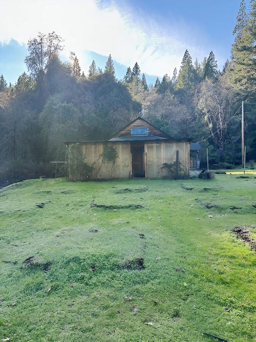 1489 Lower South Fork Rd, Hyampom, CA, 96046 | Card Image