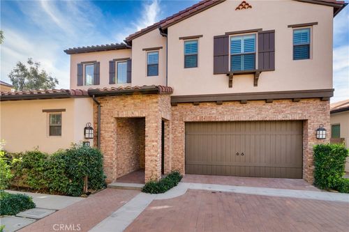 86 Henson, Irvine, CA, 92620 | Card Image