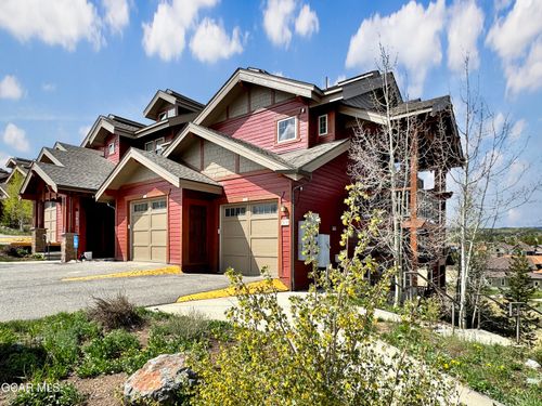 b-301-39 Cozens Pointe Cir, Fraser, CO, 80442-5046 | Card Image