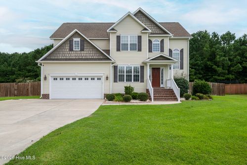 128 Mom Ln, New Bern, NC, 28562-5702 | Card Image