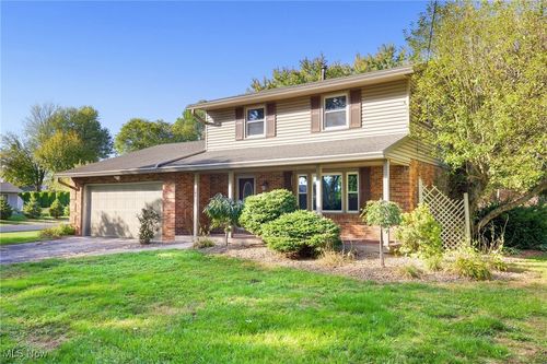 3863 Heckman St, Uniontown, OH, 44685-8609 | Card Image