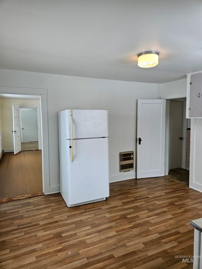 102 Pine St, House other with 1 bedrooms, 1 bathrooms and 1 parking in Nezperce ID | Image 9