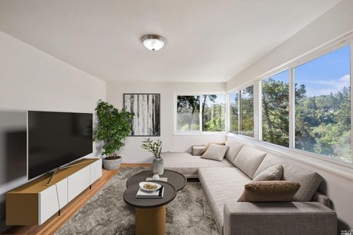 343 Somerset Rd, Piedmont, CA, 94611-3338 | Card Image
