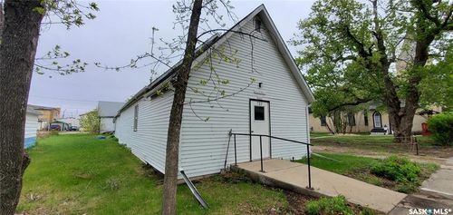 723 Anderson St, Grenfell, SK, S0G2B0 | Card Image