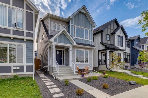 79 Masters Rd Se, Calgary, AB, T3M3A1 | Card Image