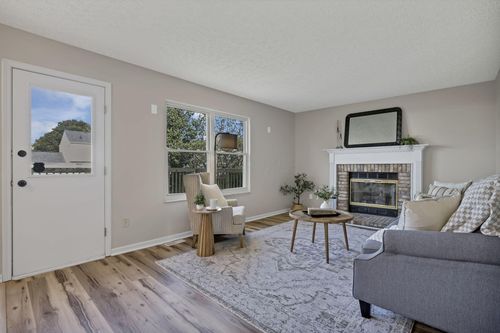 569 River Pebble Dr, Blacklick, OH, 43004-9231 | Card Image