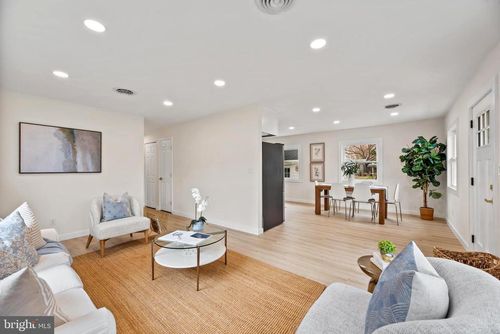 9401 Romancoke Rd, STEVENSVILLE, MD, 21666-3617 | Card Image