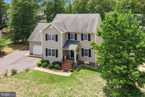 112 Central Pkwy, Aylett, VA, 23009-4175 | Card Image
