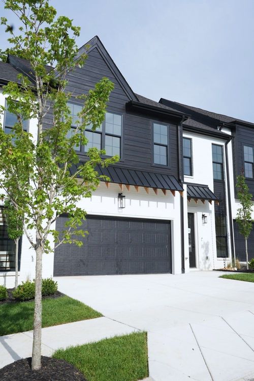 123-123 Shadow Springs Dr, Brentwood, TN, 37027-2058 | Card Image
