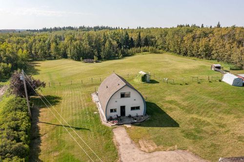 18 Morning Meadows Drive, Rural Ponoka County, AB, T4J1R3 | Card Image