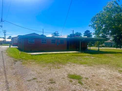 408 W Water St, Greenfield, MO, 65661-1332 | Card Image