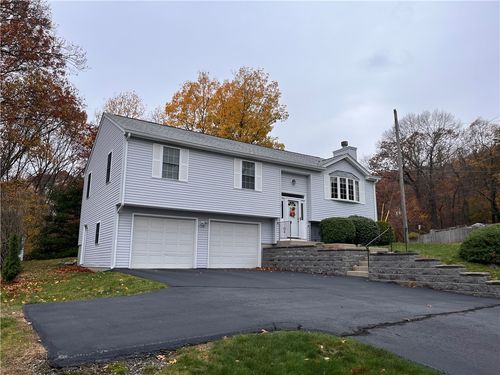 2 Fairlawn Way, Lincoln, RI, 02865-3111 | Card Image