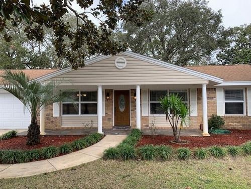 323 Parkway Pl Sw, Fort Walton Beach, FL, 32548-6513 | Card Image