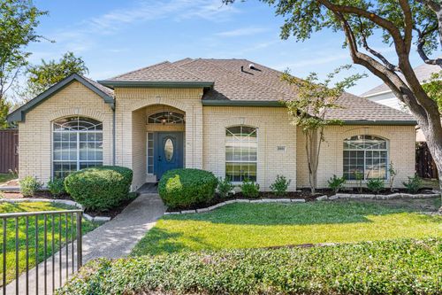 2401 Manchester Dr, Carrollton, TX, 75006-2641 | Card Image