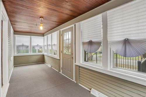 3311 Pleasant St, Des Moines, IA, 50312-3740 | Card Image