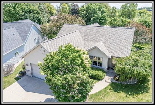 4731 Westbrook Court, GRAND CHUTE, WI, 54913 | Card Image