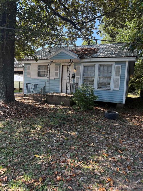 2520 Hollywood St, Baton Rouge, LA, 70805-2528 | Card Image