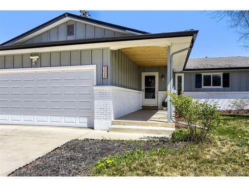 3038 S Akron Ct, Denver, CO, 80231 | Card Image