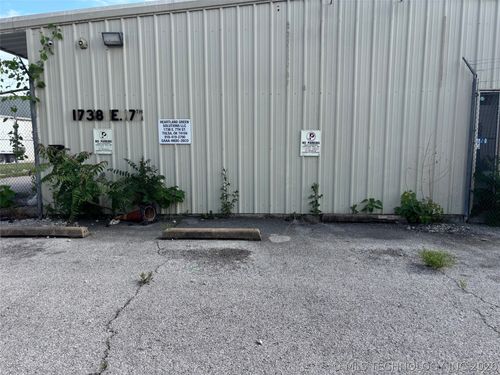 1738 E 7th St, Tulsa, OK, 74104-3202 | Card Image