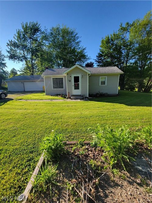 498 Walnut St, Conneaut, OH, 44030-1459 | Card Image