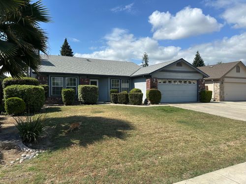 5847 W Tempe Ave, Visalia, CA, 93277-0803 | Card Image