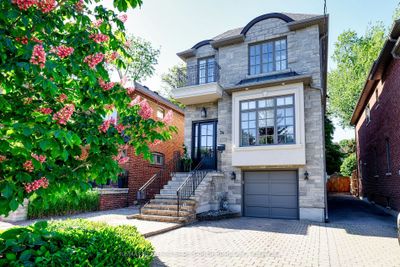 34 Deloraine Ave, House other with 3 bedrooms, 4 bathrooms and 3 parking in Toronto ON | Image 1