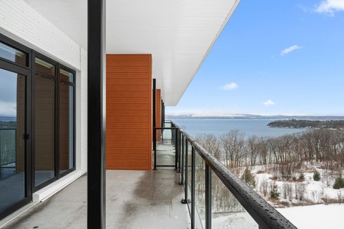 613-125 Cambrian Way, Burlington, VT, 05401 | Card Image