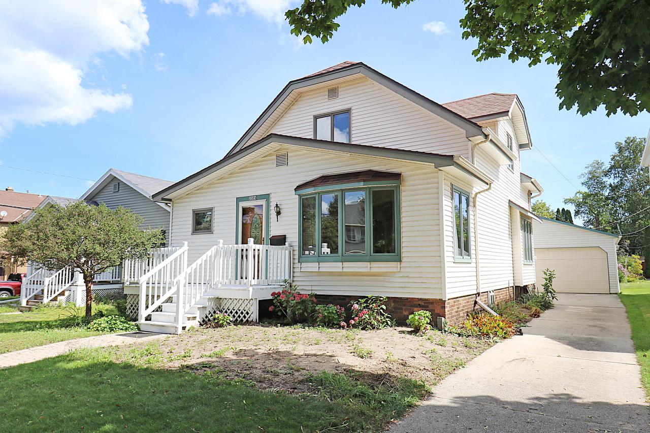 8th St, Sheboygan, WI 53083