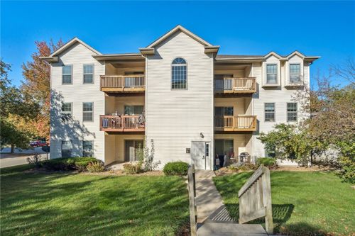 apt-202-2855 Coral Ct, Coralville, IA, 52241-2861 | Card Image