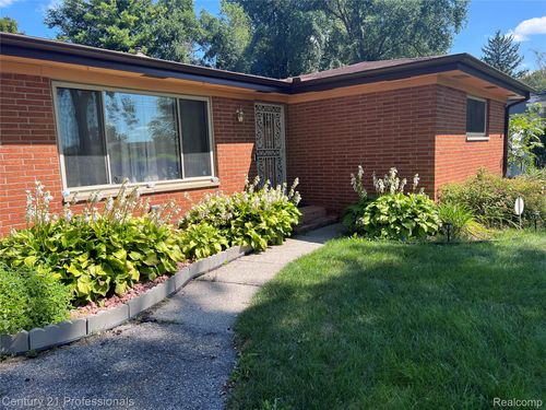 4365 Jo Dr, Saginaw, MI, 48601-5007 | Card Image
