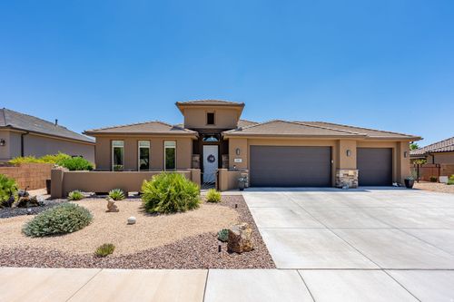 1947 W 390 N, St George, UT, 84770-6912 | Card Image