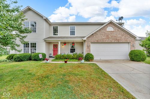 2916 Lodgepole Dr, Whiteland, IN, 46184-9642 | Card Image