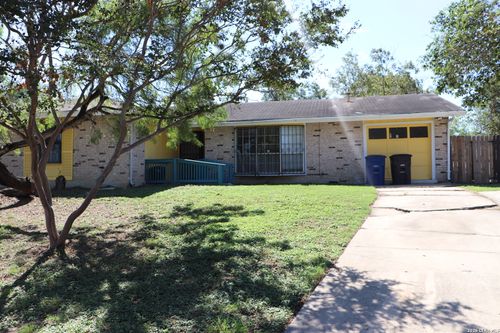 6298 Cedar Valley Dr, San Antonio, TX, 78242-1516 | Card Image