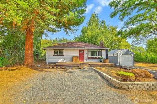 1646 S 124th St, Seattle, WA, 98168-2264 | Card Image