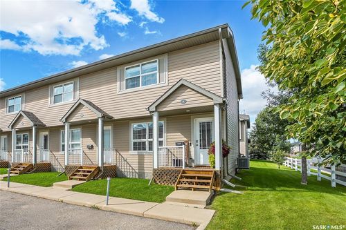 8-300 Maccormack Road, Martensville, SK, S0K2T0 | Card Image