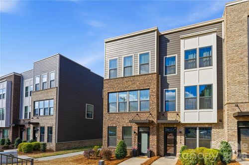 3730 Ellington St, Charlotte, NC, 28211-1106 | Card Image