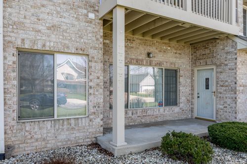 6615 Spring Hill Dr, Mount Pleasant, WI, 53406-2688 | Card Image