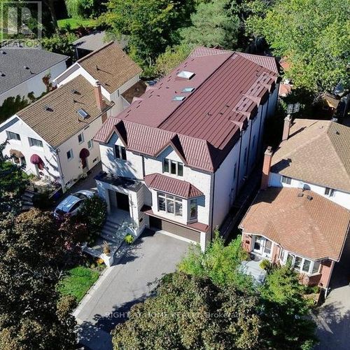 316 Churchill Ave, North York, ON, M2R1E7 | Card Image