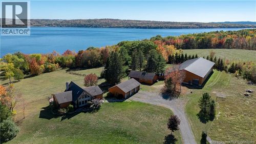 3479 Lower Cambridge Rd, Cambridge Narrows, NB, E4C1S7 | Card Image