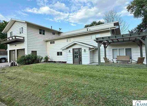 49189 Sportsmans Ln, Waterville, MN, 56096-4186 | Card Image