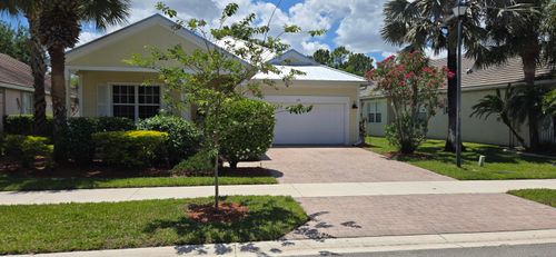 195 Nw Willow Grove Ave, Port Saint Lucie, FL, 34986-3564 | Card Image