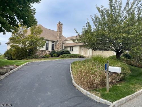 12-12 Seminole Ct, Fredon Twp, NJ, 07860-5232 | Card Image