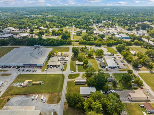 715 S Washington St, Tullahoma, TN, 37388-4536 | Card Image