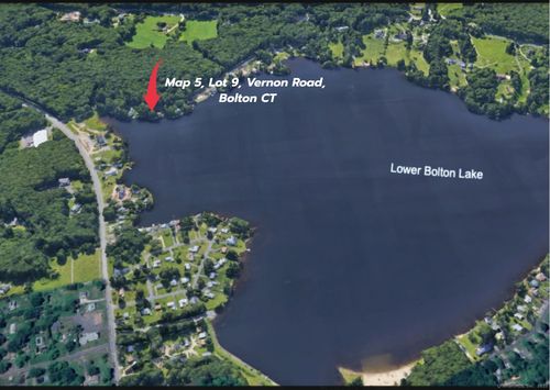 17 Wall St, Bolton, CT, 06043-7426 | Card Image