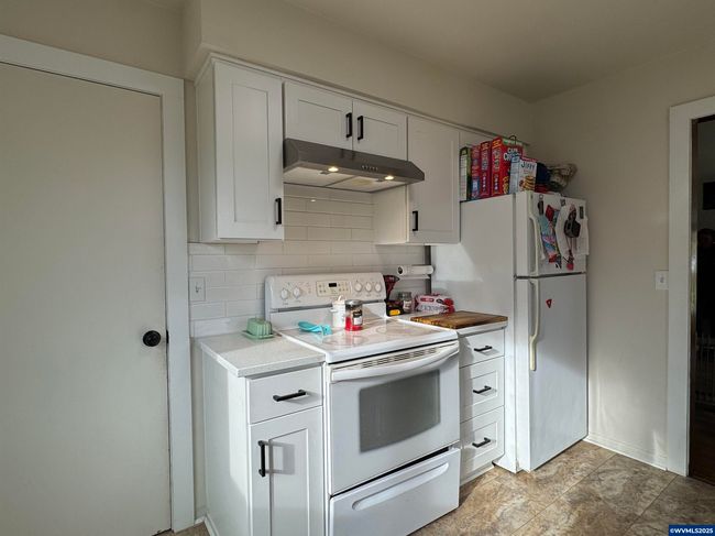 262 W Main St, Home with 5 bedrooms, 0 bathrooms and null parking in Alsea OR | Image 6